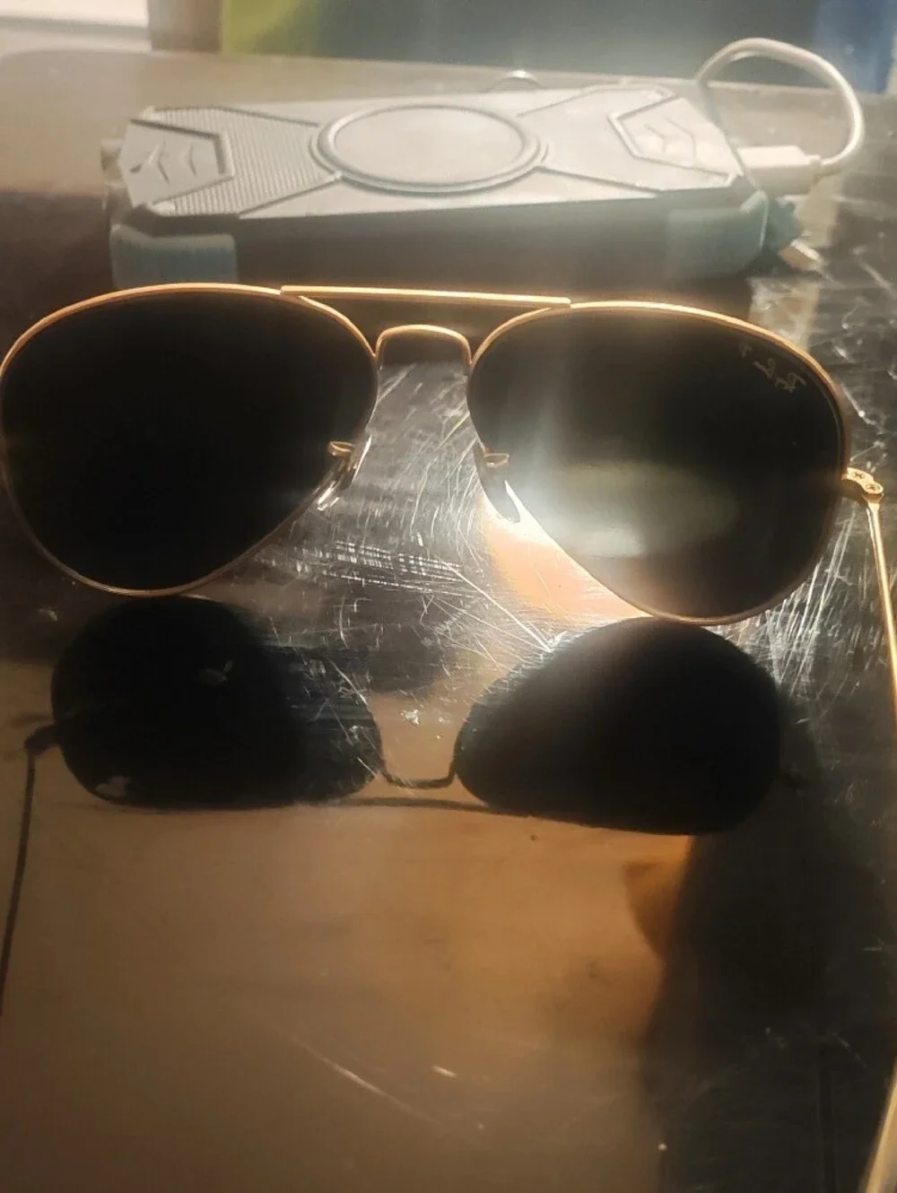 Ray-Ban Aviator Sunglasses - Gold Frame with Purple-Blue Mirrored Lenses